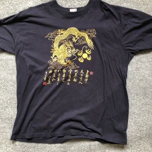 NAVY BLUE ASIAN TEXT TEE